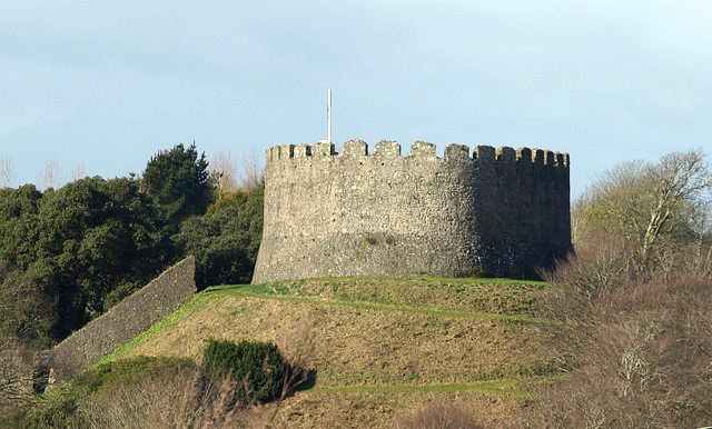 Trematon Castle, Saltash — Norman castle (motte and bailey)
